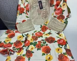 Women Khaddar Floral Printed U-Neck Shirt & Trouser Set